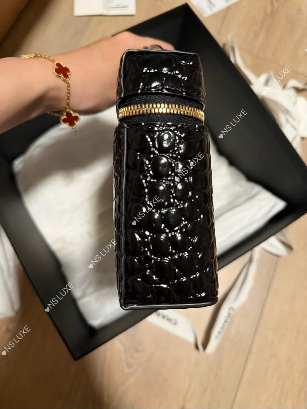 CHANEL Black Croc-Embossed Leather Shoulder Bag with Gold Chain